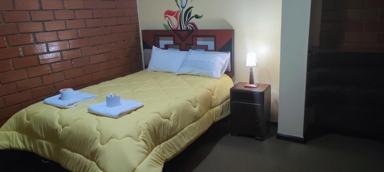 هواراس Mirador Backpackers B&B المظهر الخارجي الصورة