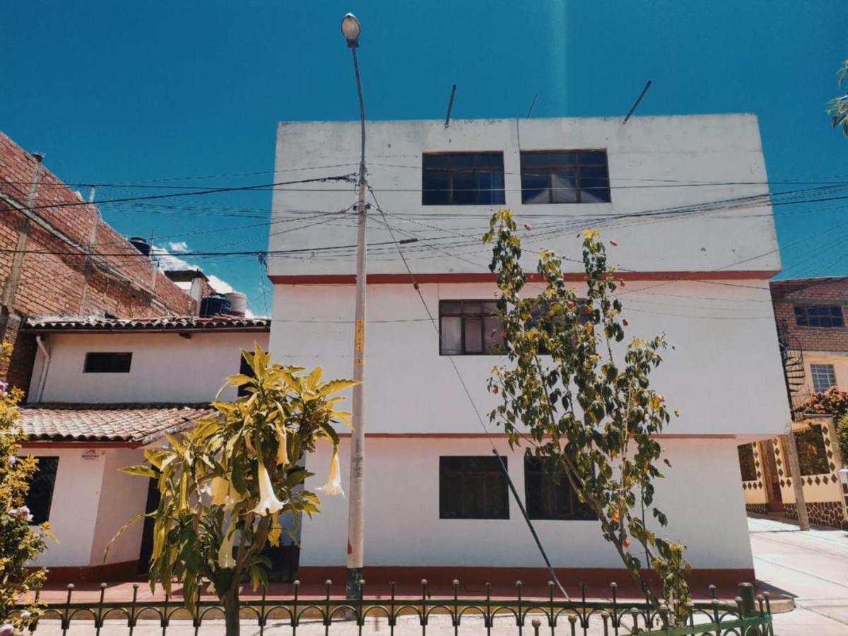 هواراس Mirador Backpackers B&B المظهر الخارجي الصورة