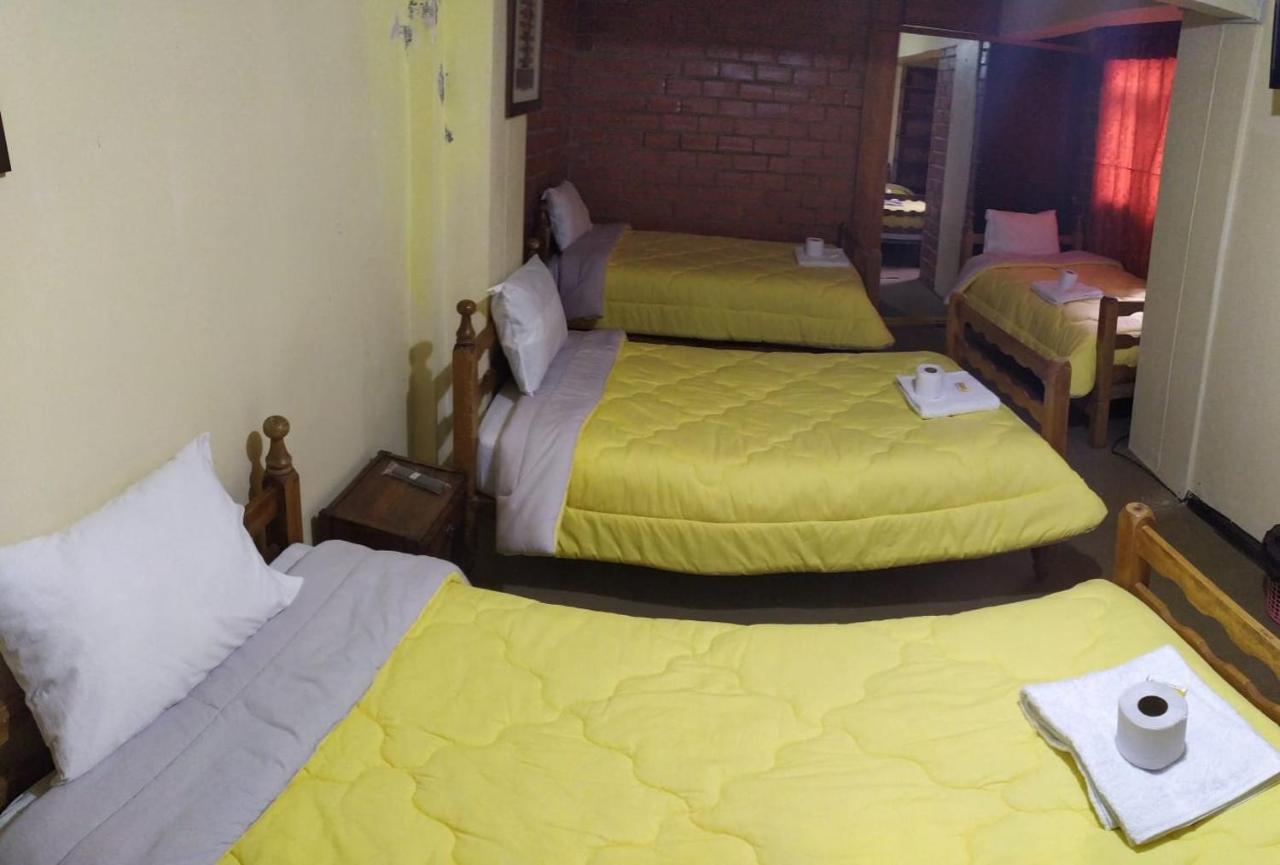 هواراس Mirador Backpackers B&B المظهر الخارجي الصورة