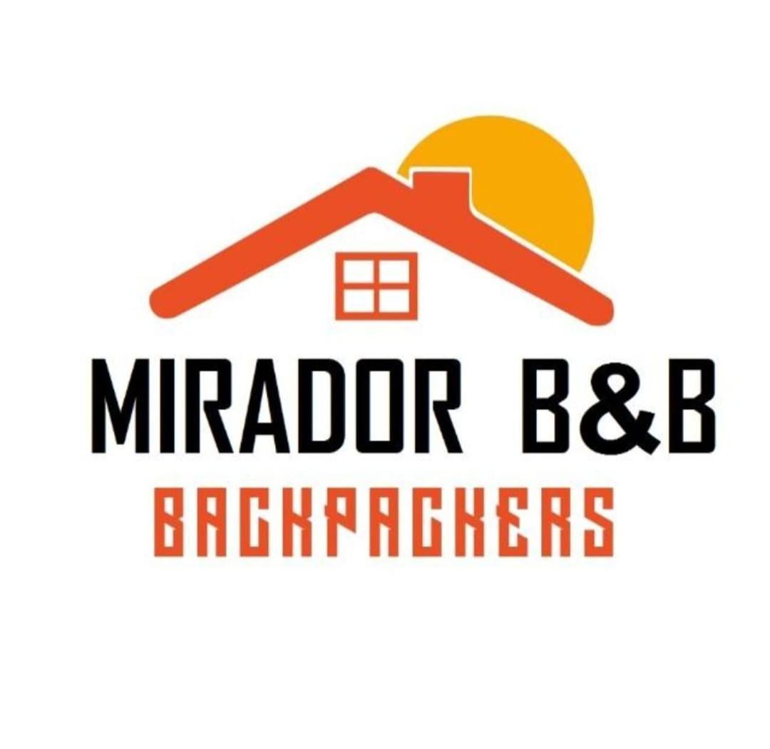 هواراس Mirador Backpackers B&B المظهر الخارجي الصورة
