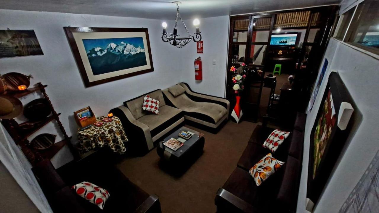 هواراس Mirador Backpackers B&B المظهر الخارجي الصورة