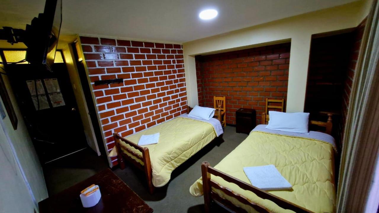 هواراس Mirador Backpackers B&B المظهر الخارجي الصورة