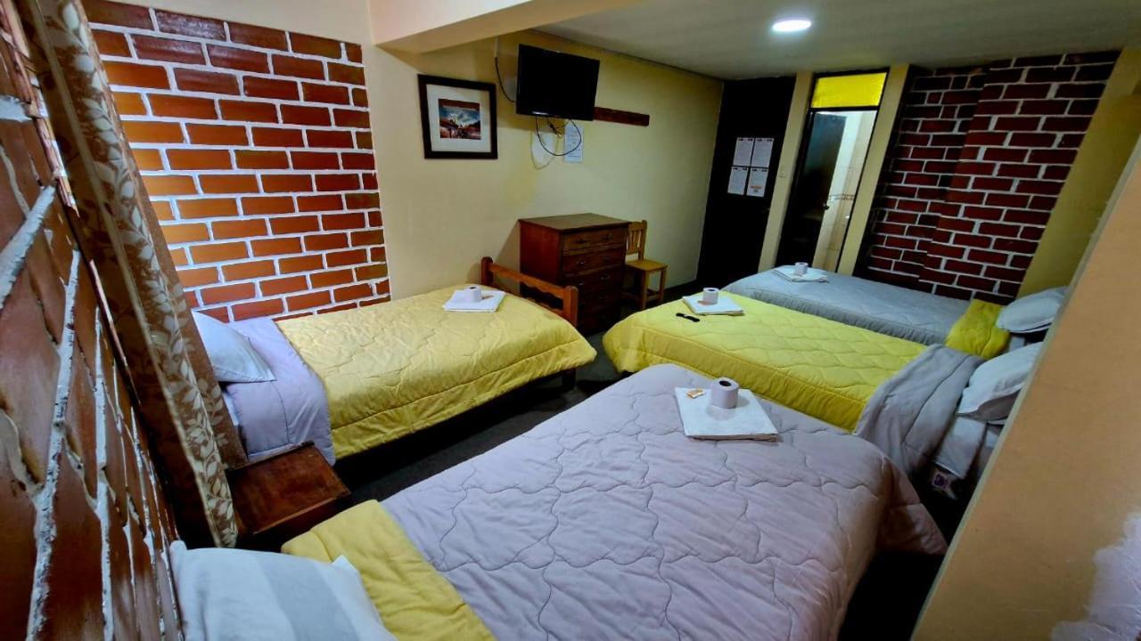 هواراس Mirador Backpackers B&B المظهر الخارجي الصورة