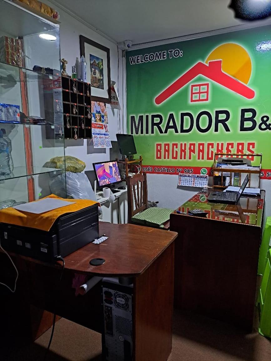 هواراس Mirador Backpackers B&B المظهر الخارجي الصورة