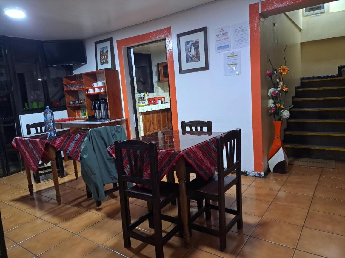 هواراس Mirador Backpackers B&B المظهر الخارجي الصورة